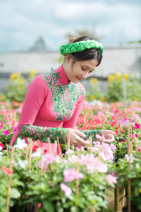 Ngắm vẻ đẹp của quán quân Duyên dáng áo dài TP.HCM 2018 Ngắm vẻ đẹp của quán quân Duyên dáng áo dài TP.HCM 2018